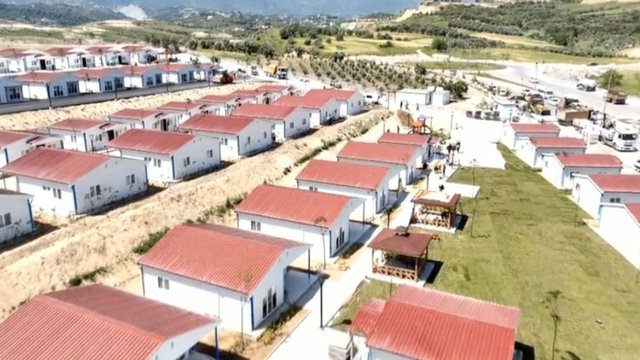 Ciner Grubu tarafından Hatay'daki prefabrik konutların 2. etabı teslim edildi